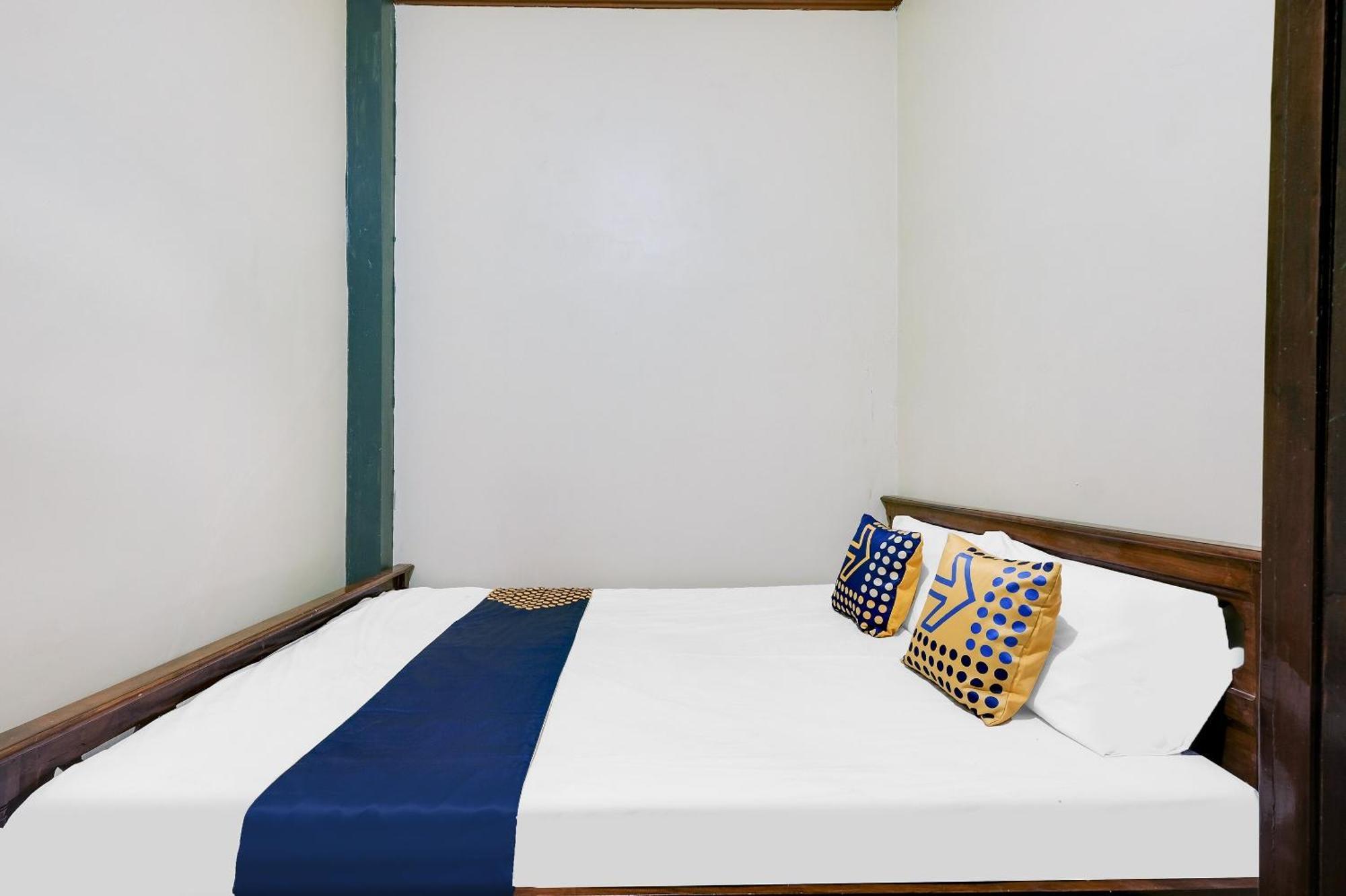 Spot On 92068 Pudja Kesuma Homestay Syariah Jogjakarta Buitenkant foto