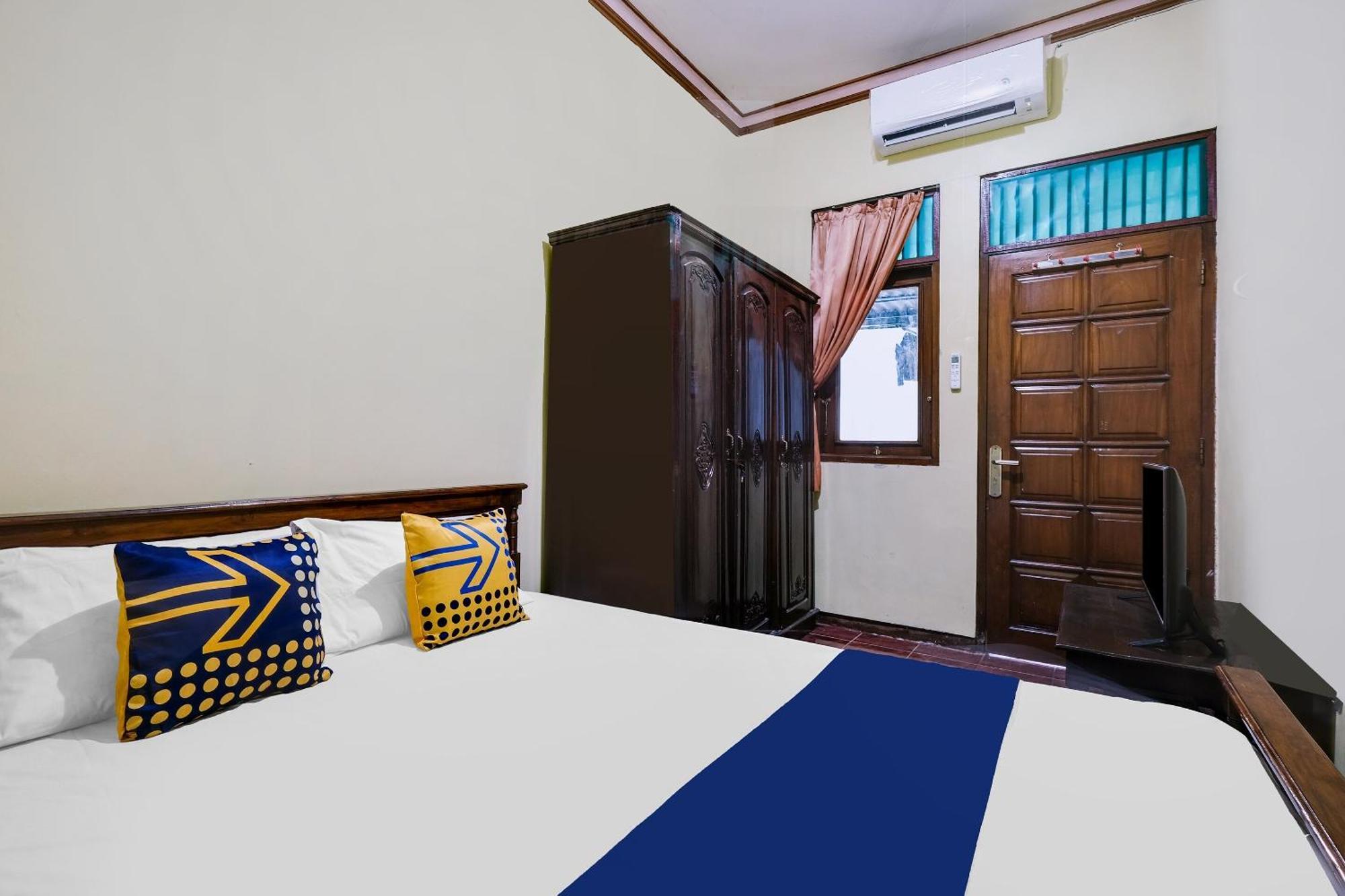 Spot On 92068 Pudja Kesuma Homestay Syariah Jogjakarta Buitenkant foto